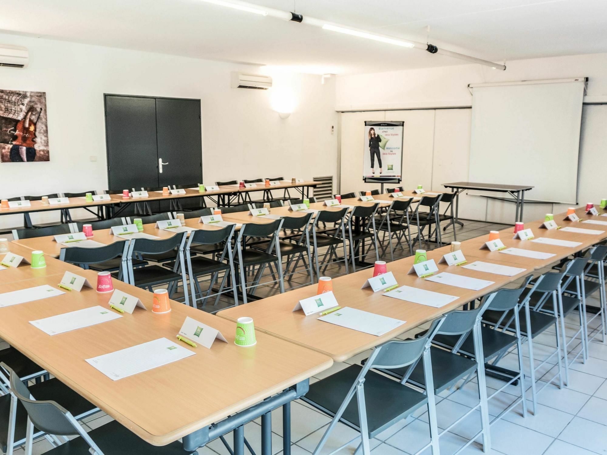 Ibis Styles Perpignan Canet En Roussillon Eksteriør bilde